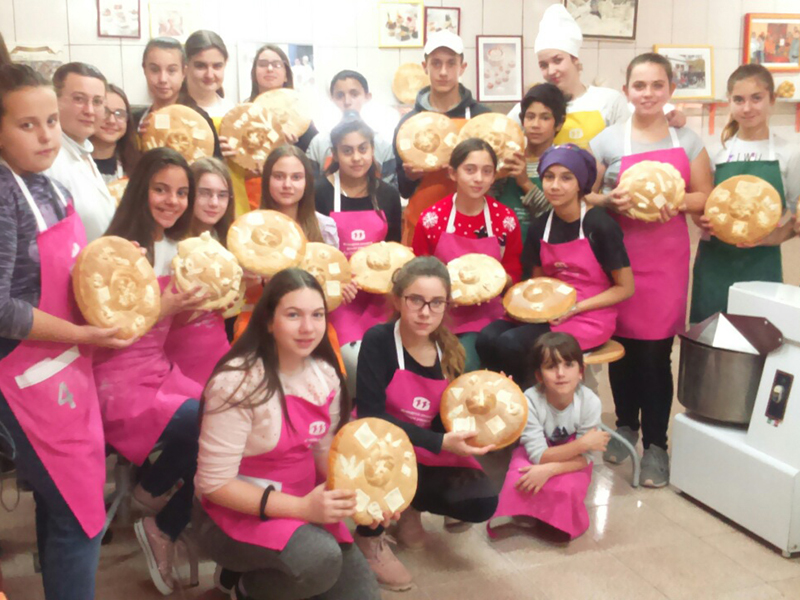 Божићна школа пекарства и посластичарства – „Пекарство из другог угла“
