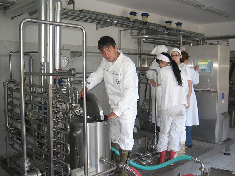 Вредне стипендије у Млекарској школи