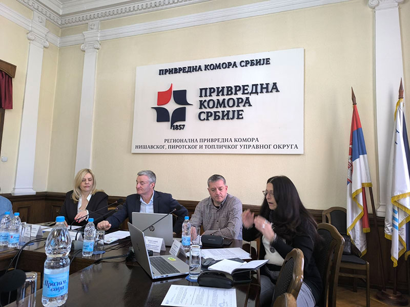 Представници наше школе учесници отвореног дијалога у Привредној комори
